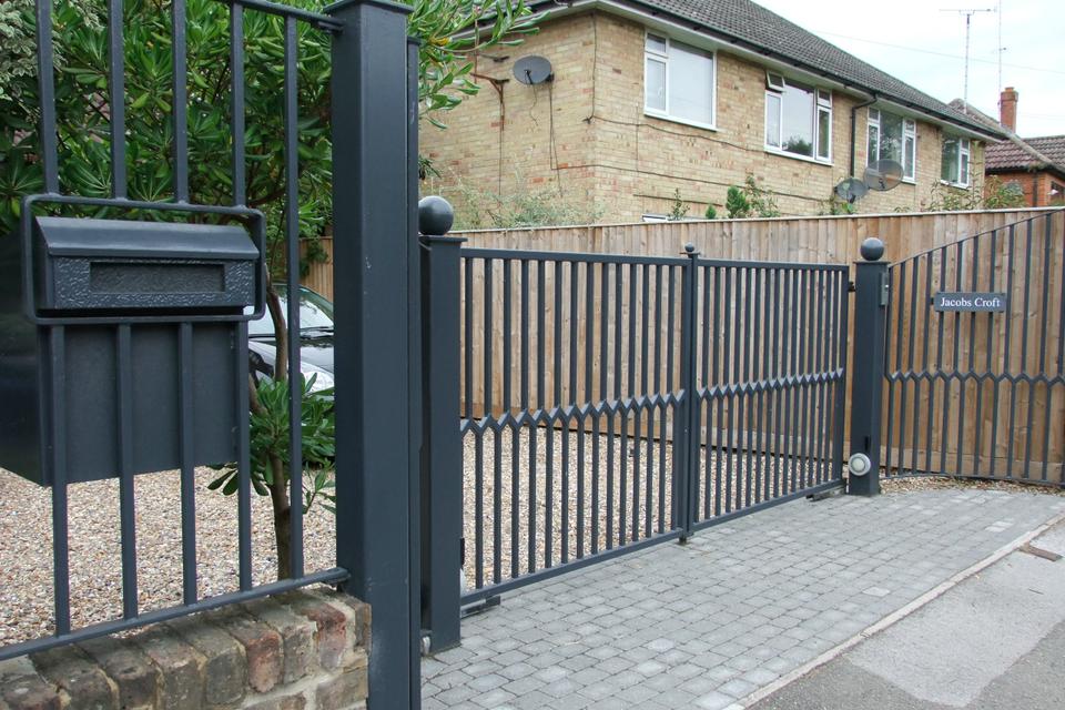 Bournemouth gates side view