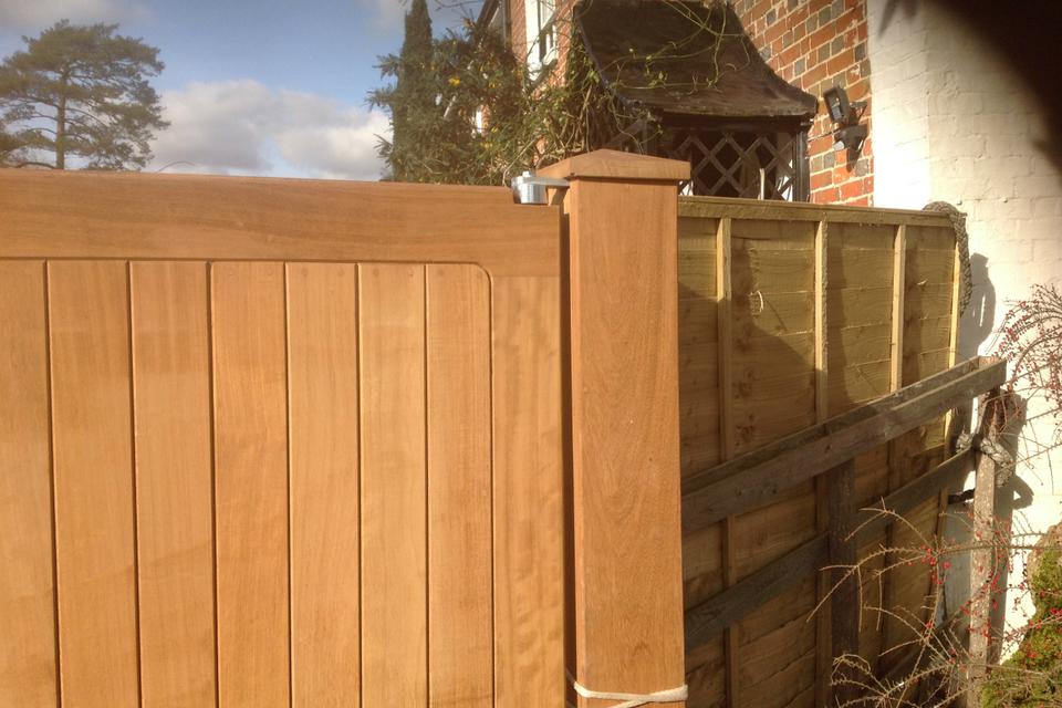 Custom gate automation - Romsey